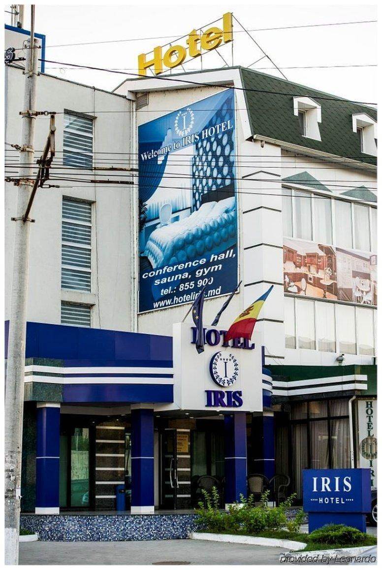 Iris Hotel Chişinău Extérieur photo