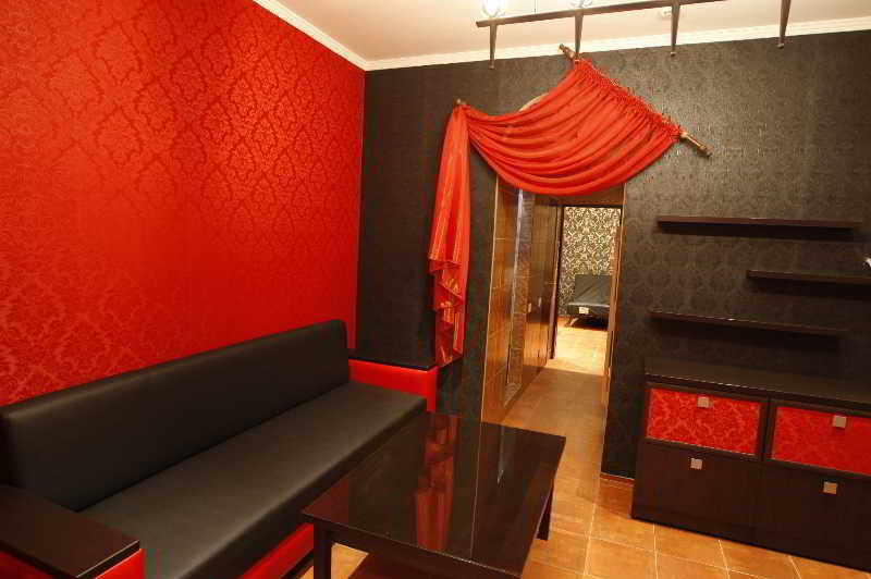Iris Hotel Chişinău Extérieur photo